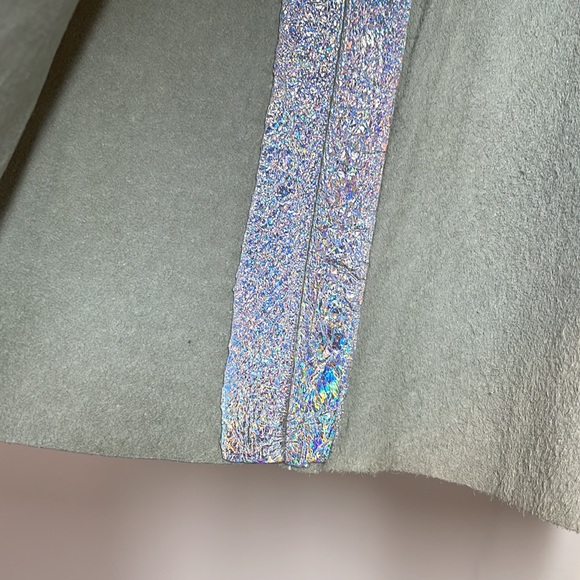 American Apparel Iridescent Leather Silvery Hologram Skater Circle Skirt Size L - Picture 13 of 13